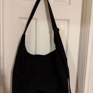 BAGGU Large Black Sling Bag